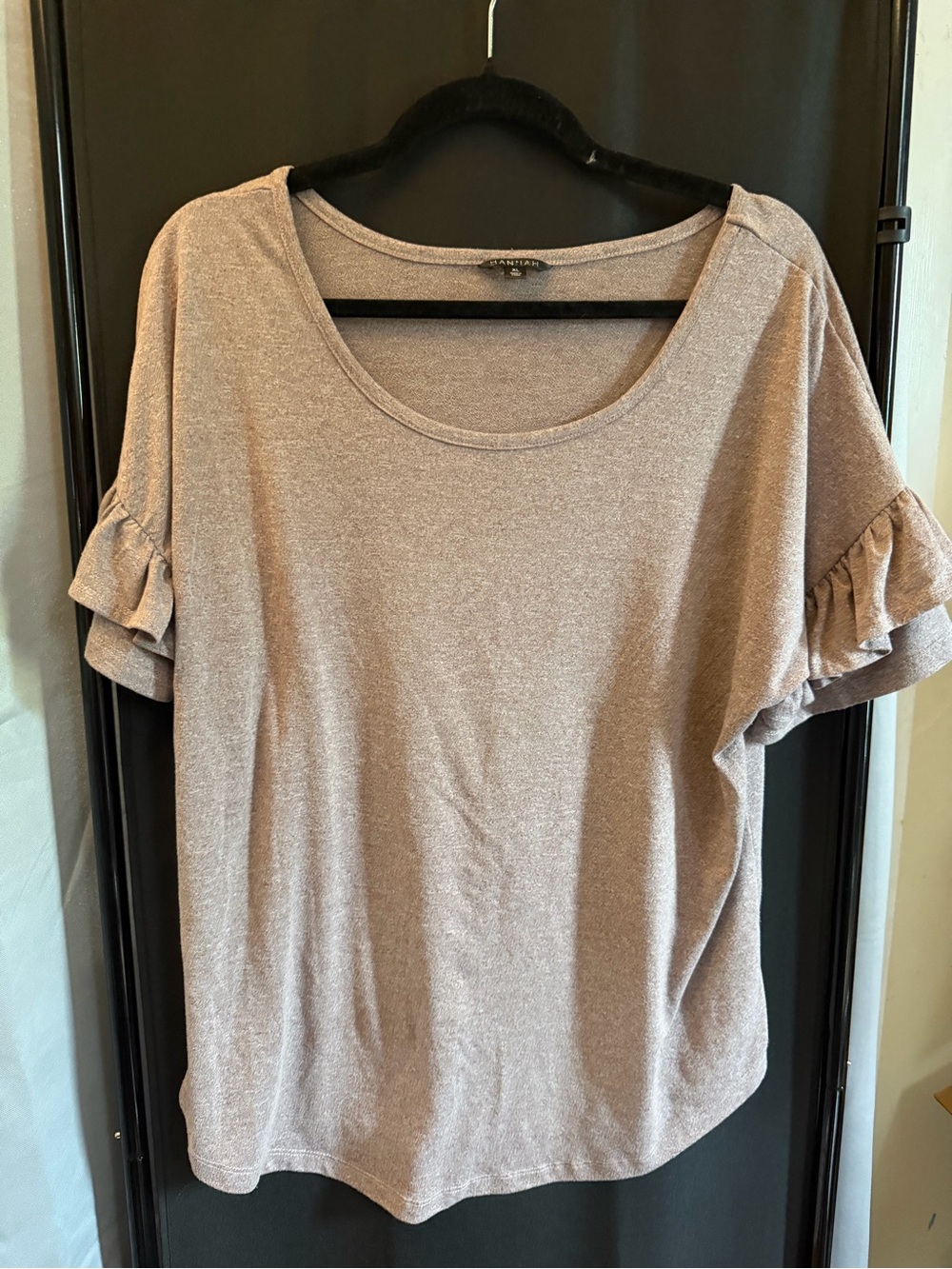 Hannah Tan  Short Sleeve Scoop Neck Top with Ruffle Trim